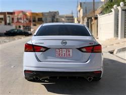 نيسان ألتيما
